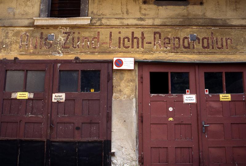 Dresden-Loschwitz, Grundstr. 78, 16.6.1996.jpg - Auto-Zünd-Licht-Reparatur